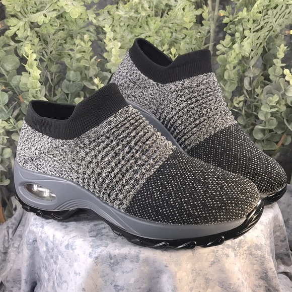 Hypersoft Air Cushioned Black & Grey Sweater Knit Casual Sneakers WMS 10🖤EUC🖤 - Picture 1 of 13